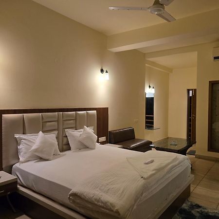 Ricardo Beach Resort Mandarmani Buitenkant foto