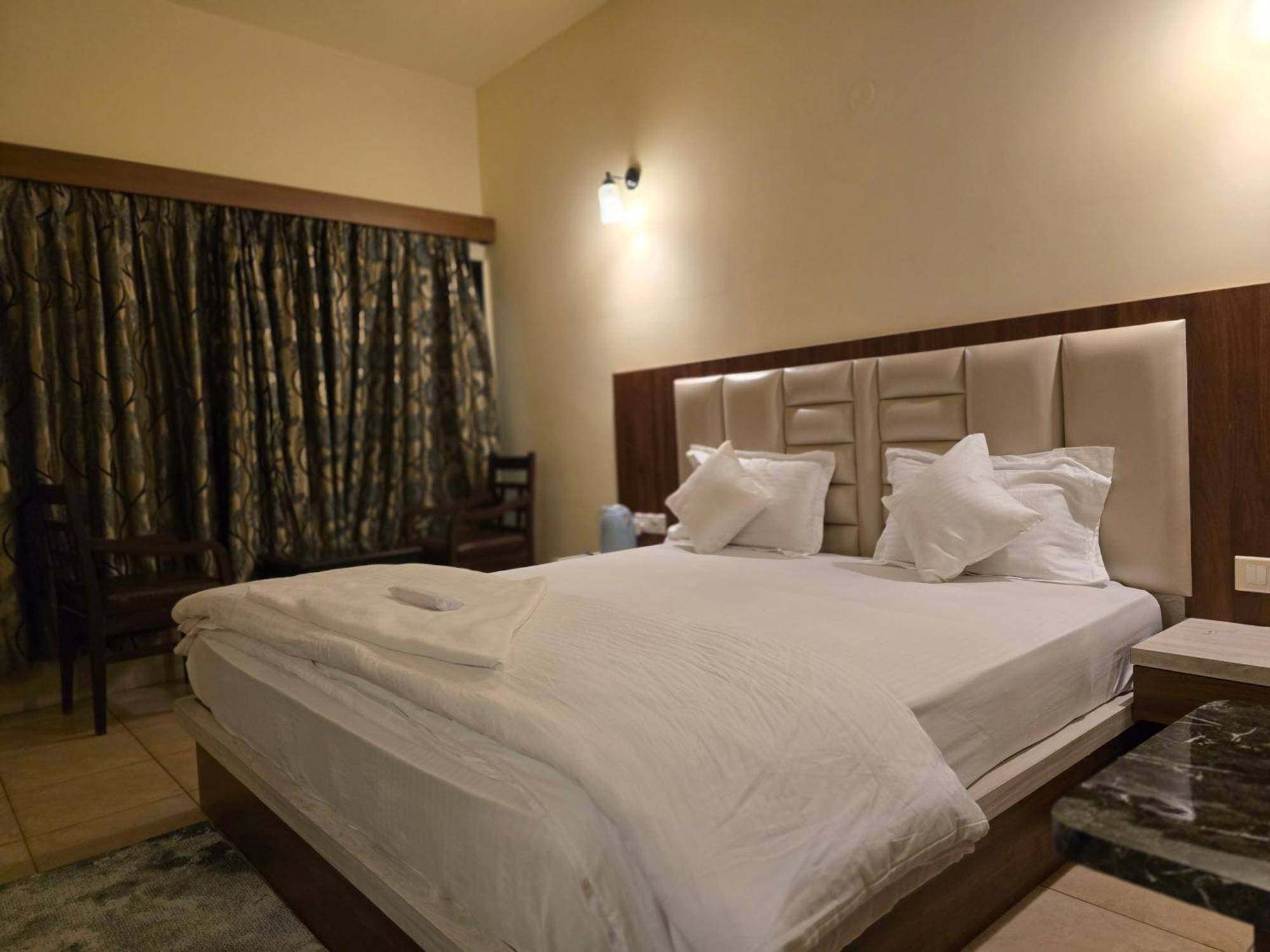 Ricardo Beach Resort Mandarmani Buitenkant foto