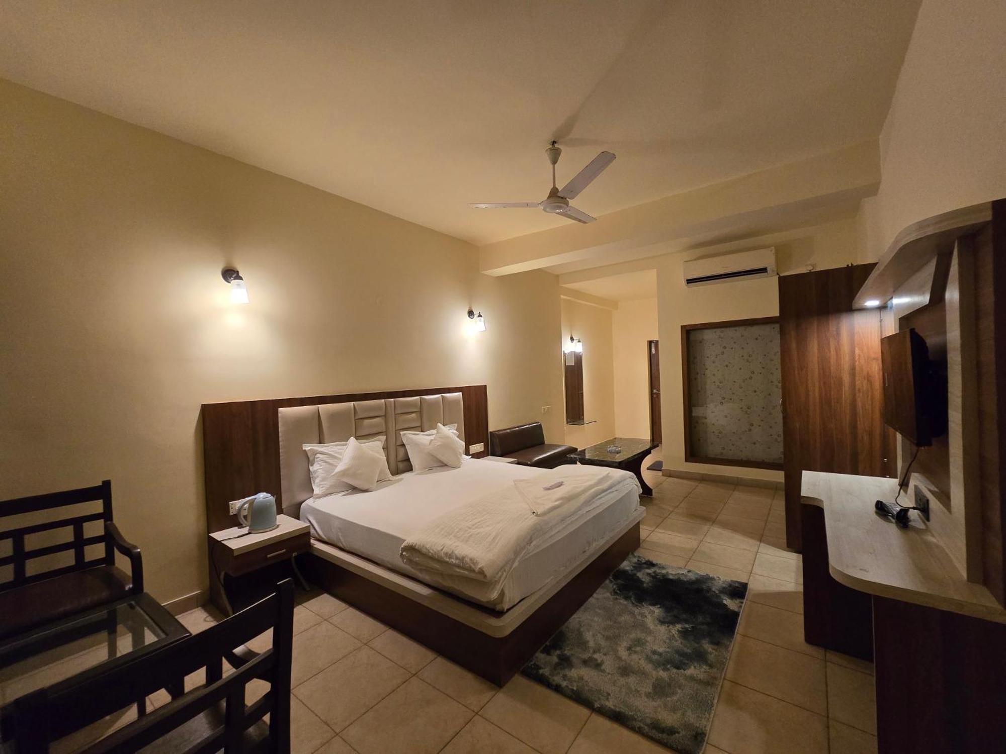 Ricardo Beach Resort Mandarmani Buitenkant foto