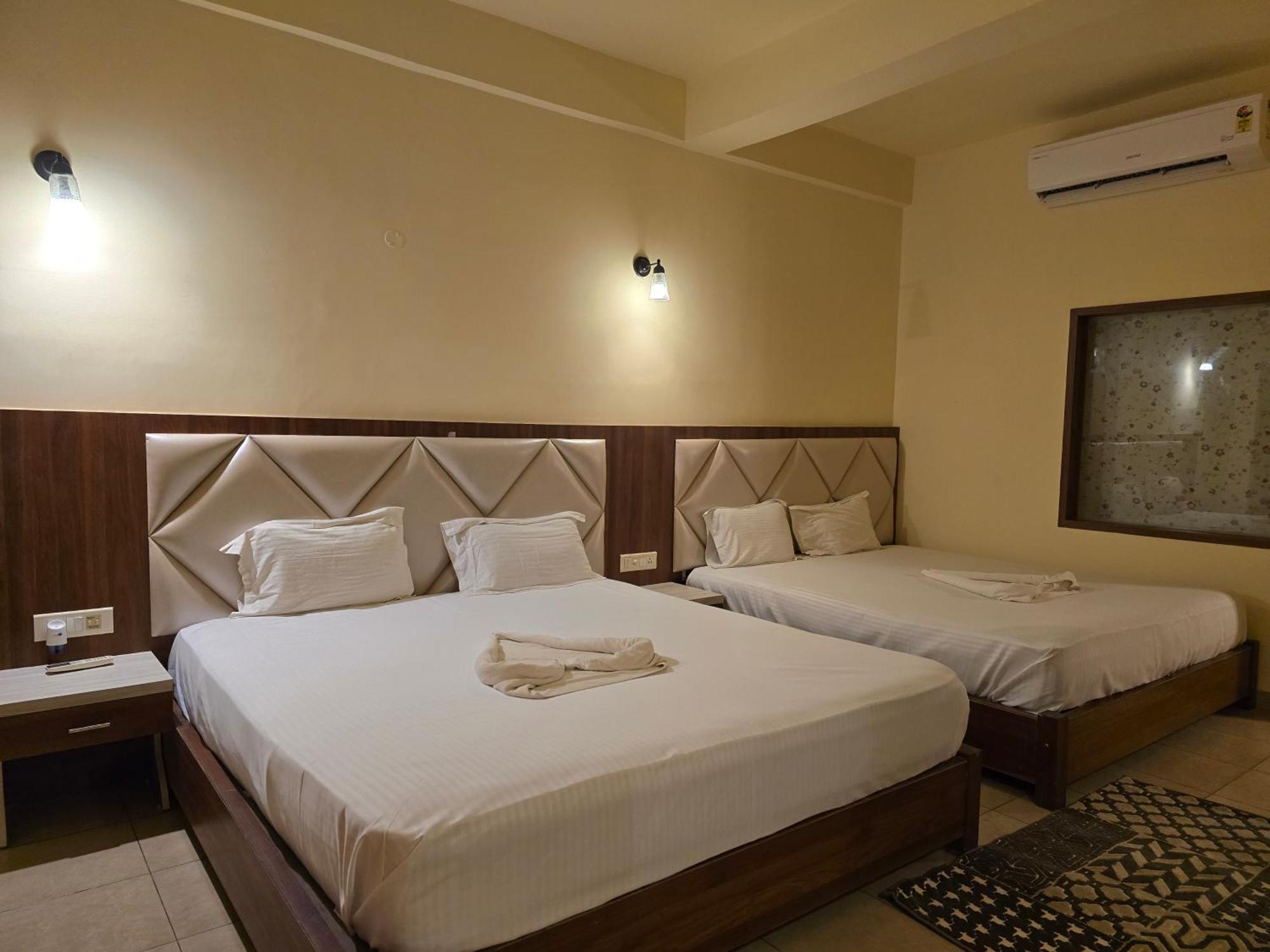 Ricardo Beach Resort Mandarmani Buitenkant foto
