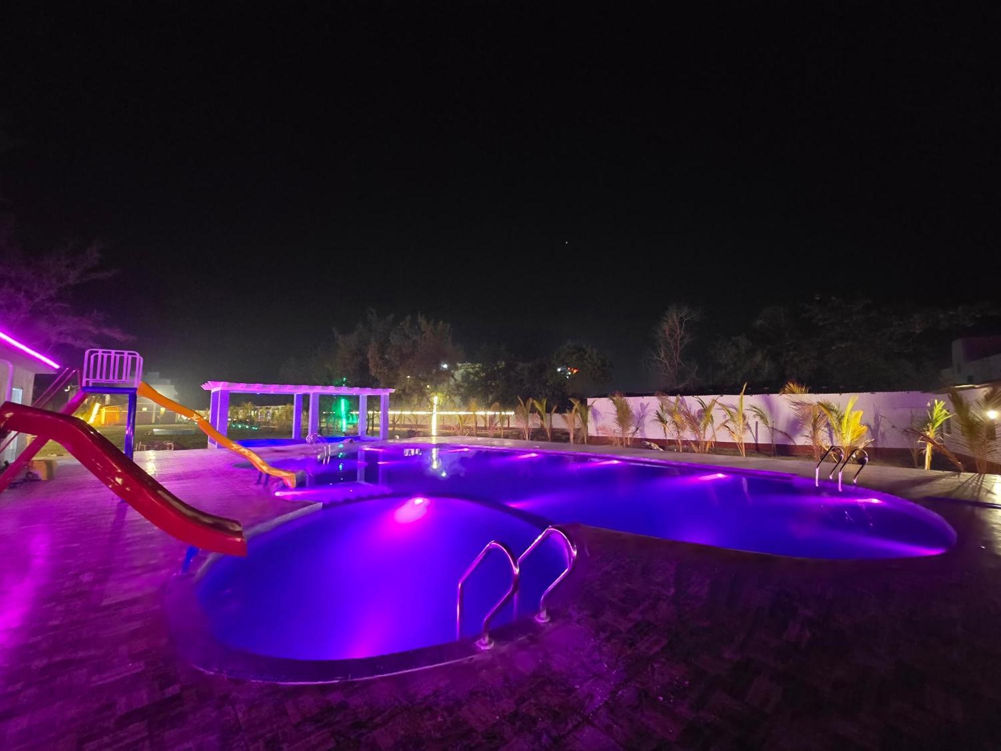 Ricardo Beach Resort Mandarmani Buitenkant foto